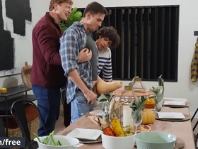 Friendsgiving meeting with nate grimes and his friends ends up in a wild raw fucking gay party - men