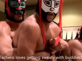 Masked wrestlers / luchadores enmascarados